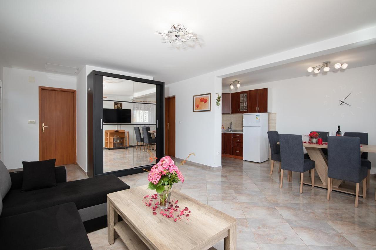 מדולין Apartmani Dujmovic מראה חיצוני תמונה