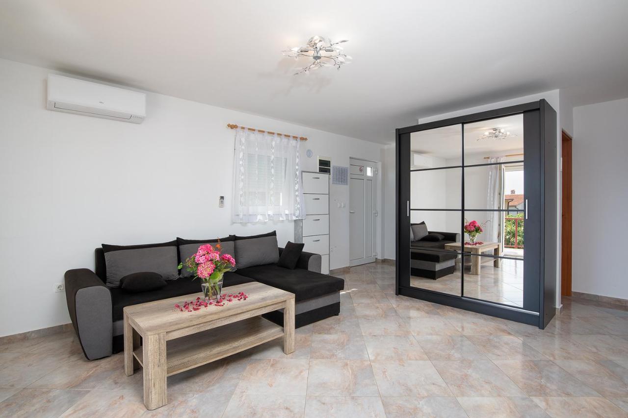 מדולין Apartmani Dujmovic מראה חיצוני תמונה